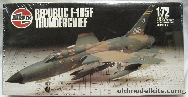 Airfix 1/72 Republic F-105F Thunderchief, 9-05016 plastic model kit